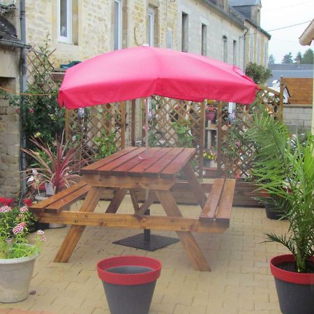 Le Marioly Villa Tilly-sur-Seulles Exterior photo